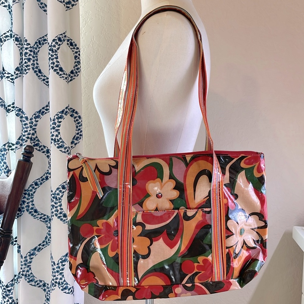 Lili Waters purse